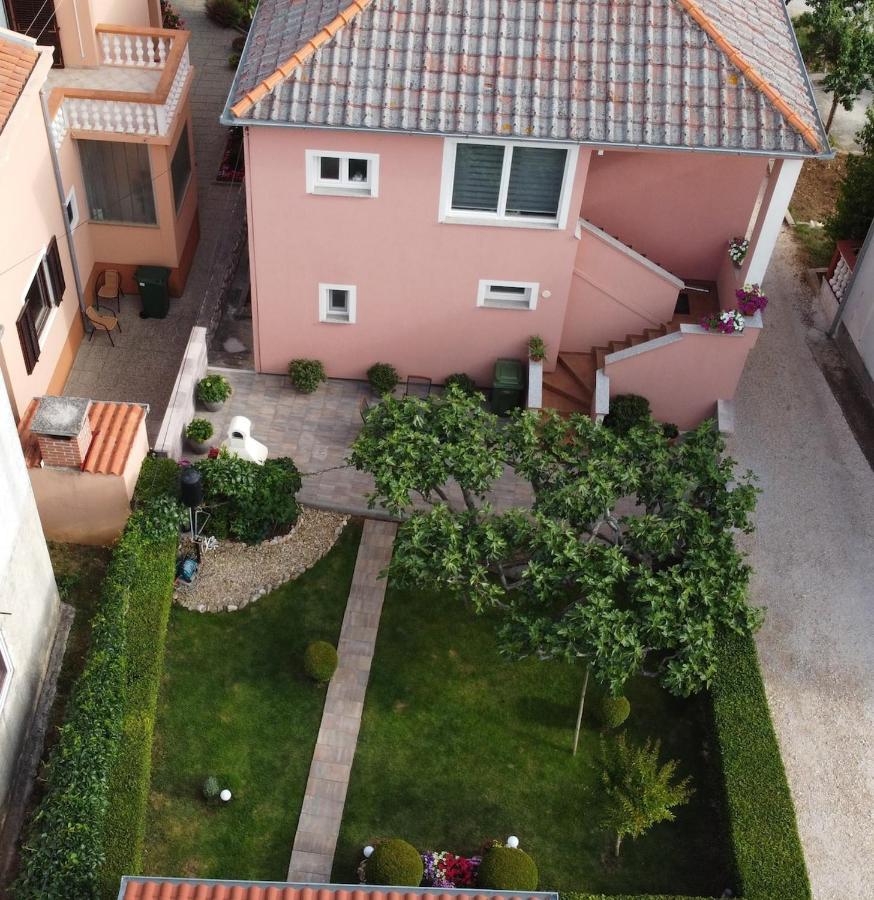 Apartment Irena Posedarje Exterior foto