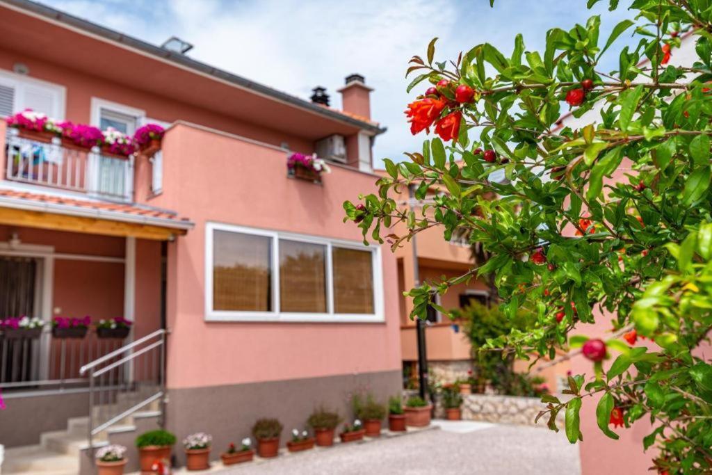 Apartment Irena Posedarje Exterior foto